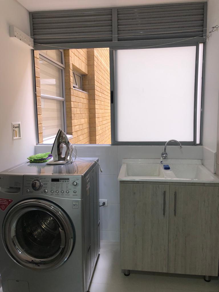 Apartamento en Medellín · Castropol · El Poblado — foto 13