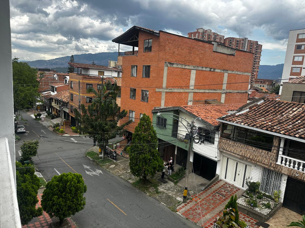 Casa en Medellín · Laureles · Laureles - Estadio — foto 3