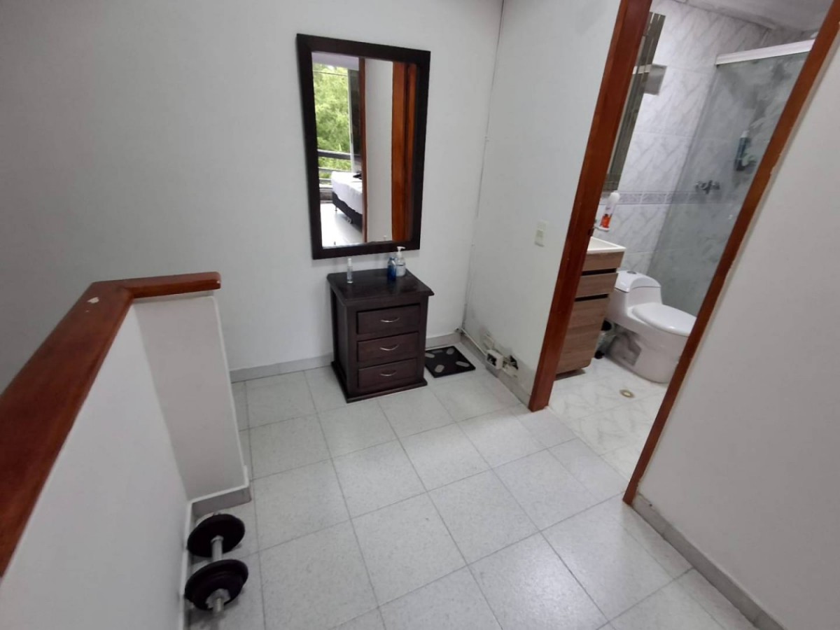 Apartamento en Medellín · La Villa de Aburrá · Belén — foto 7