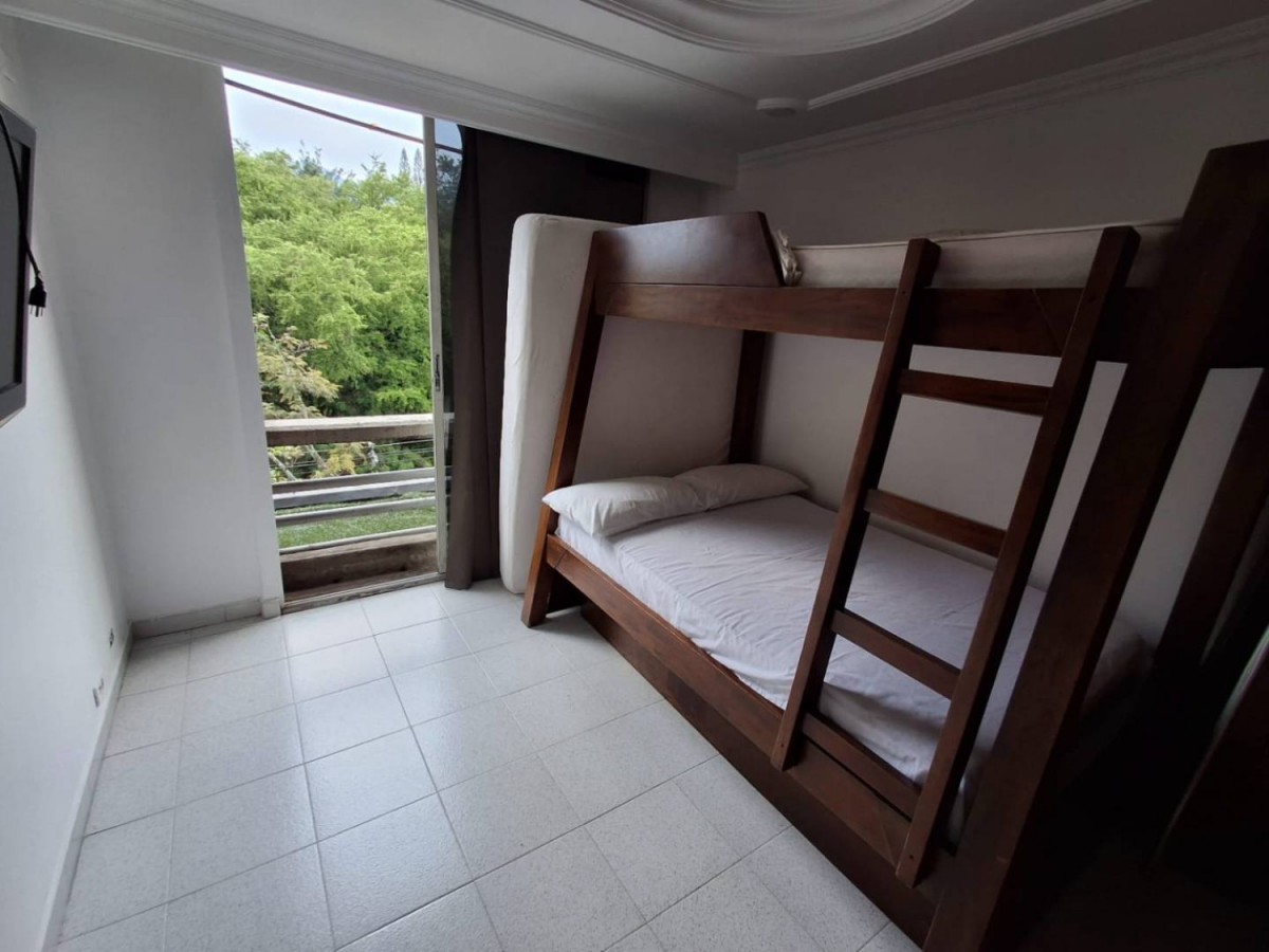 Apartamento en Medellín · La Villa de Aburrá · Belén — foto 13