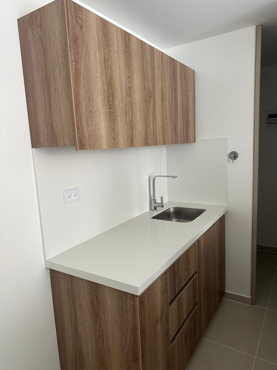 Apartamento en Medellín · Ciudad del Rio · El Poblado — foto 9