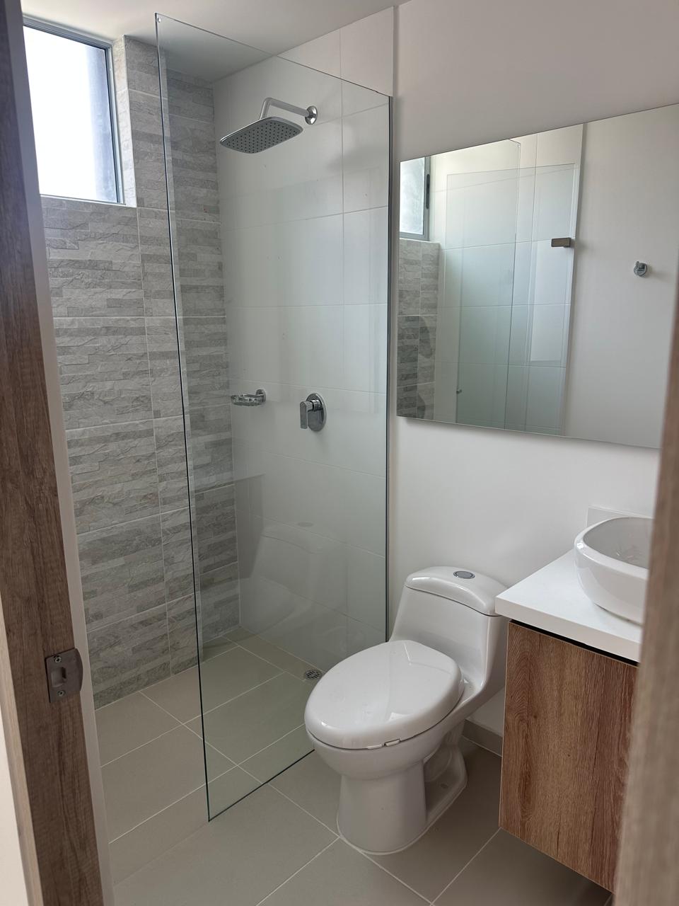 Apartamento en Medellín · Ciudad del Rio · El Poblado — foto 15