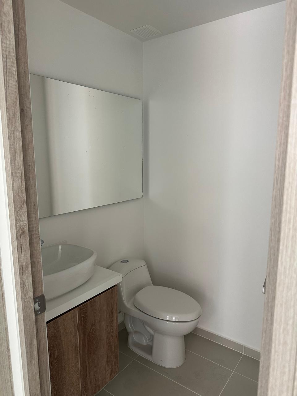 Apartamento en Medellín · Ciudad del Rio · El Poblado — foto 18