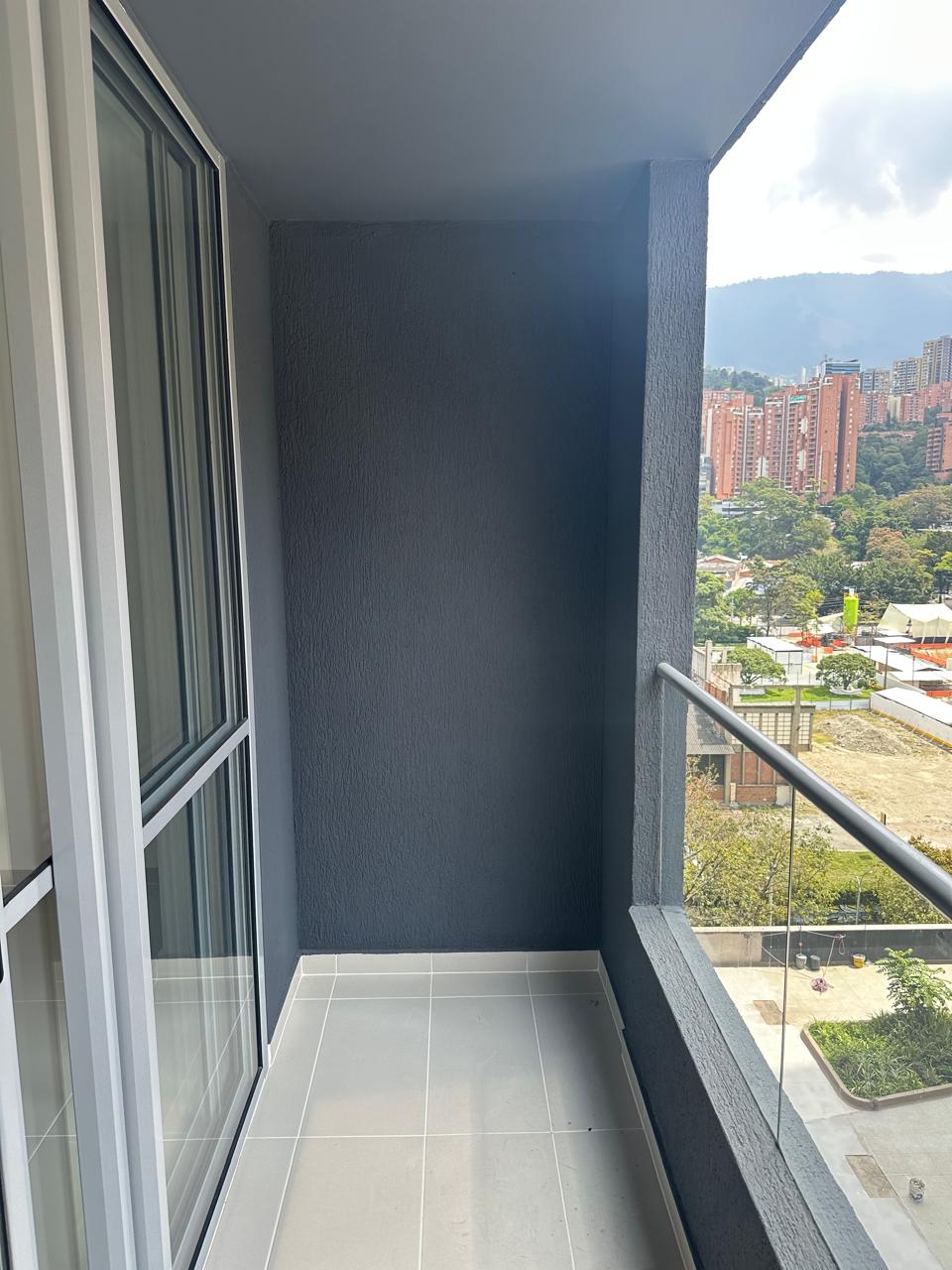 Apartamento en Medellín · Ciudad del Rio · El Poblado — foto 28
