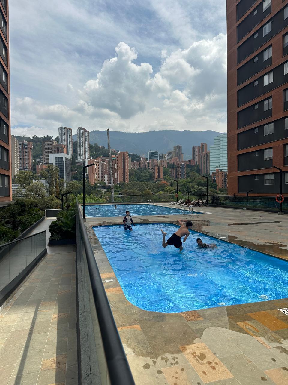 Apartamento en Medellín · Ciudad del Rio · El Poblado — foto 31