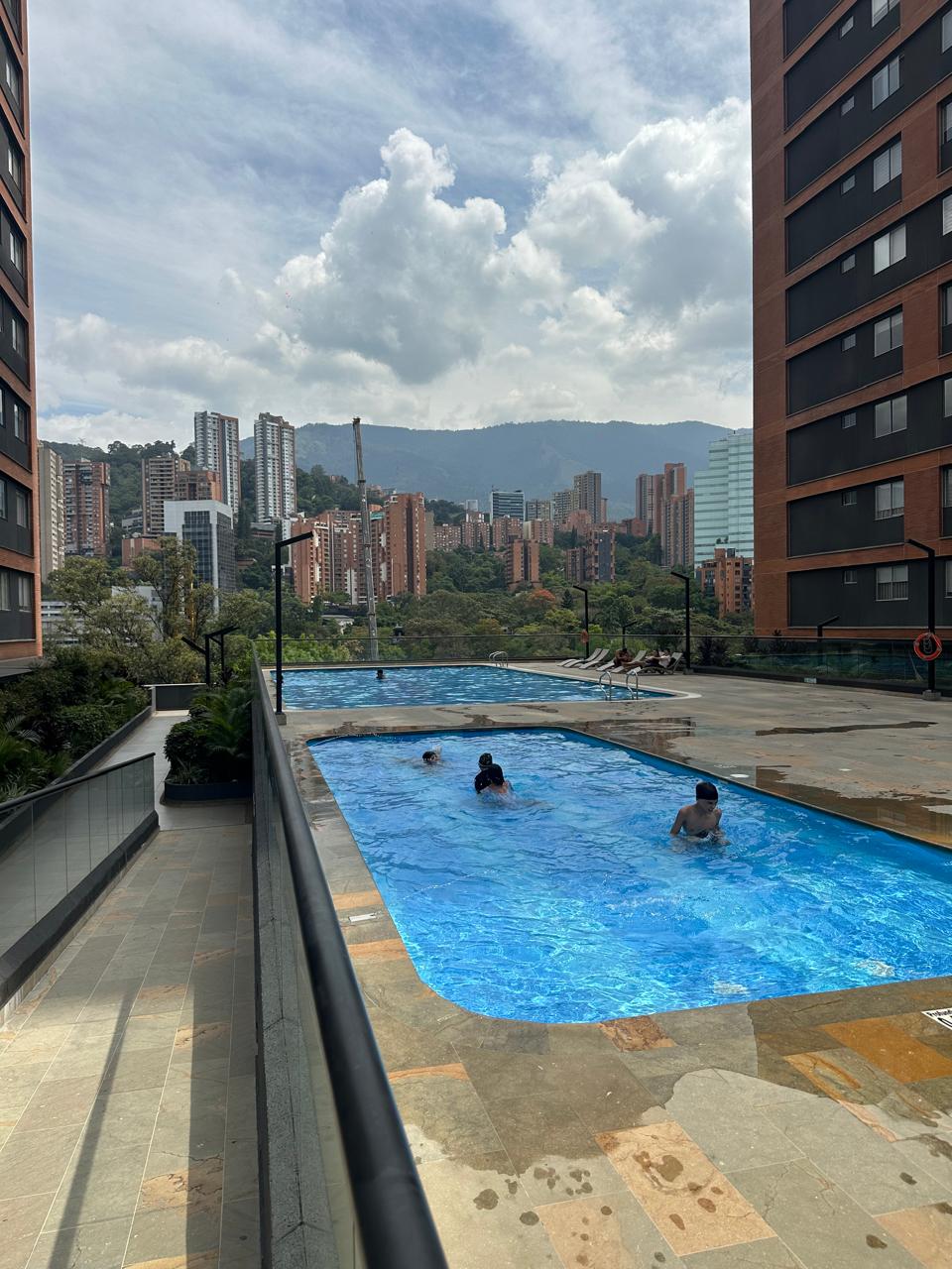 Apartamento en Medellín · Ciudad del Rio · El Poblado — foto 34