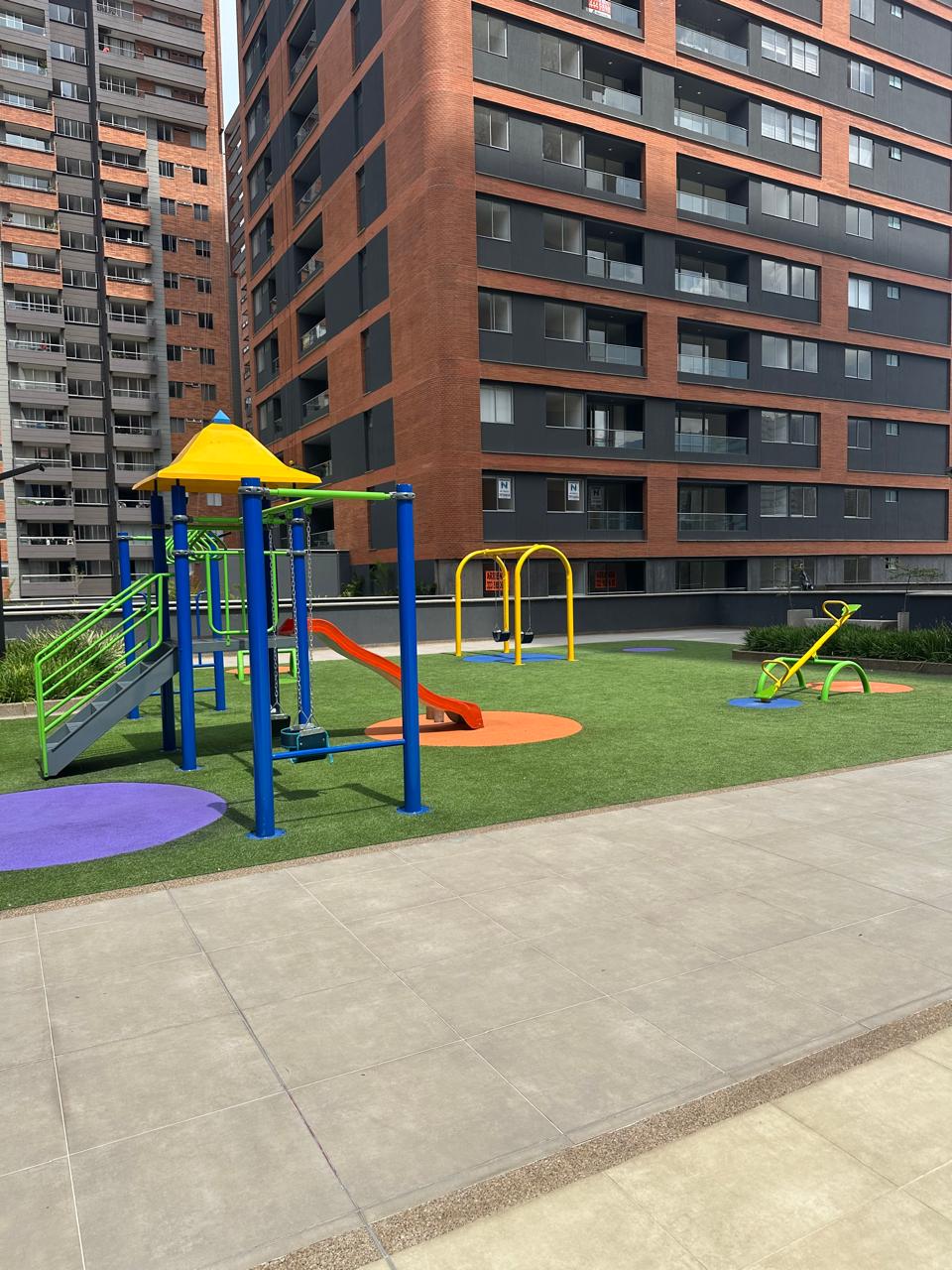 Apartamento en Medellín · Ciudad del Rio · El Poblado — foto 44