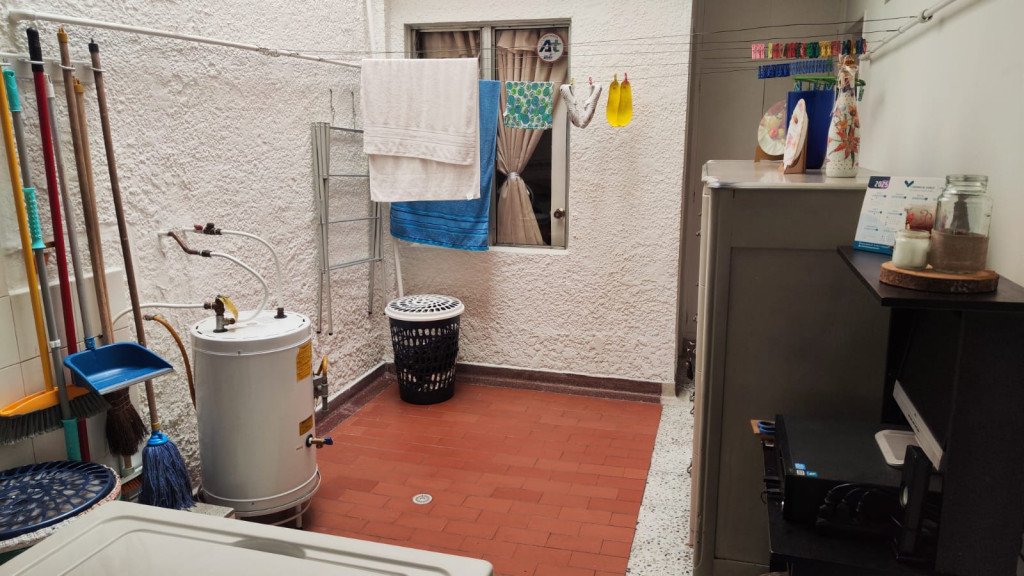 Casa en Medellín · Nogal · Laureles - Estadio — foto 23