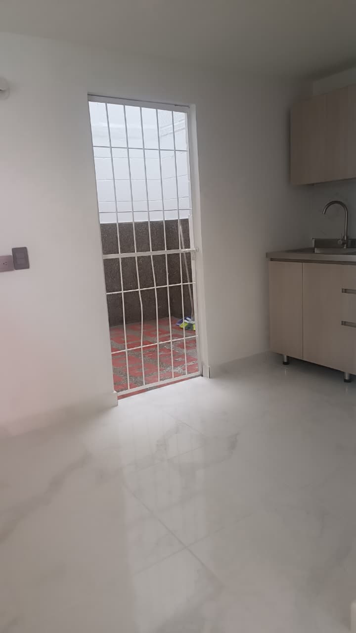 Apartamento en Medellín · Rodeo Alto · Belén — foto 9