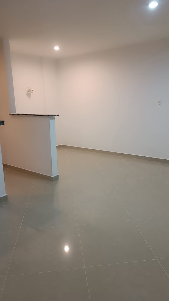 Apartamento en Medellín · Parque de Boston · La Candelaria — foto 9