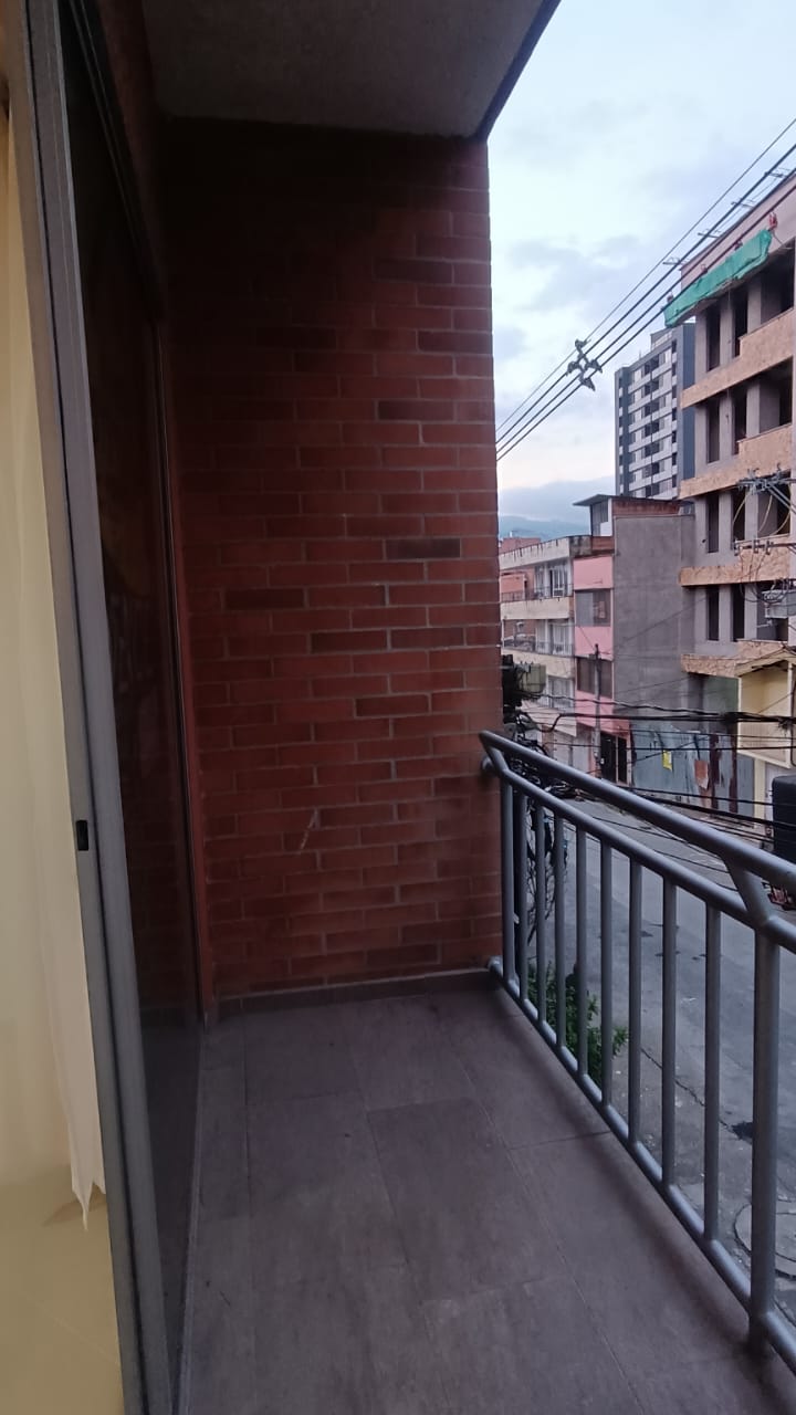 Apartamento en Medellín · Parque de Boston · La Candelaria — foto 11