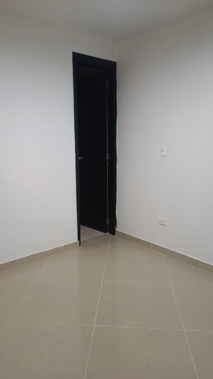 Apartamento en Medellín · Parque de Boston · La Candelaria — foto 15