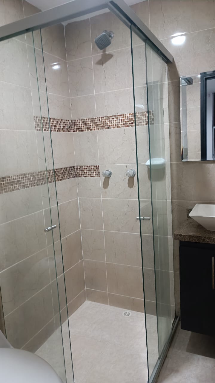 Apartamento en Medellín · Parque de Boston · La Candelaria — foto 22