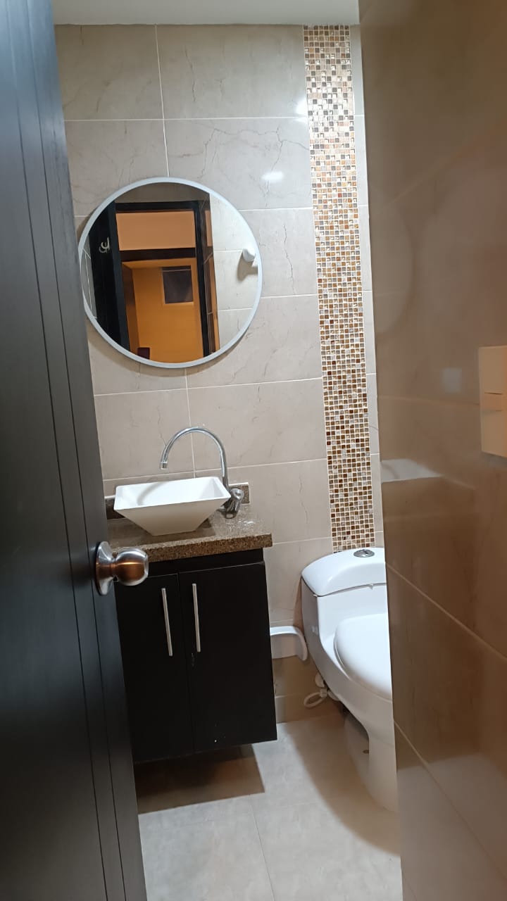 Apartamento en Medellín · Parque de Boston · La Candelaria — foto 24