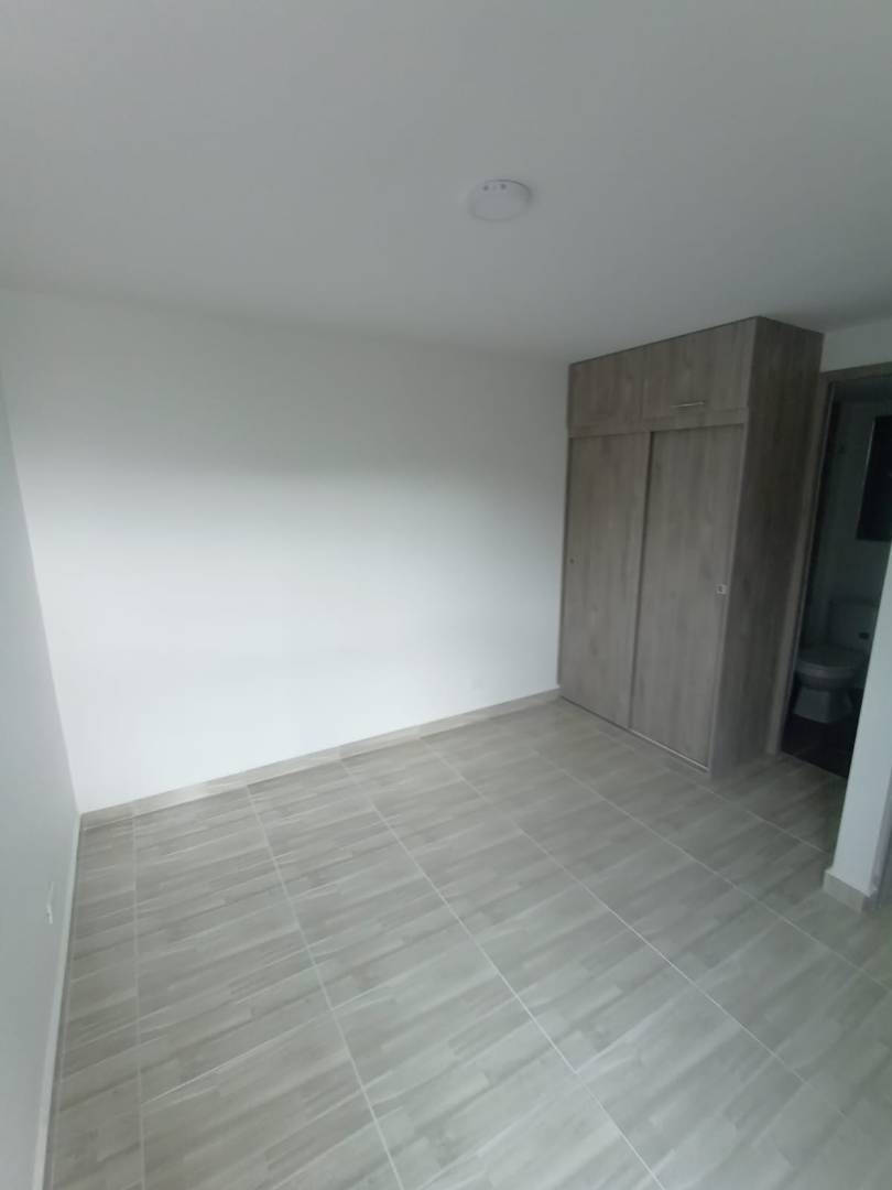 Apartamento en Medellín · San Antonio de Prado — foto 6