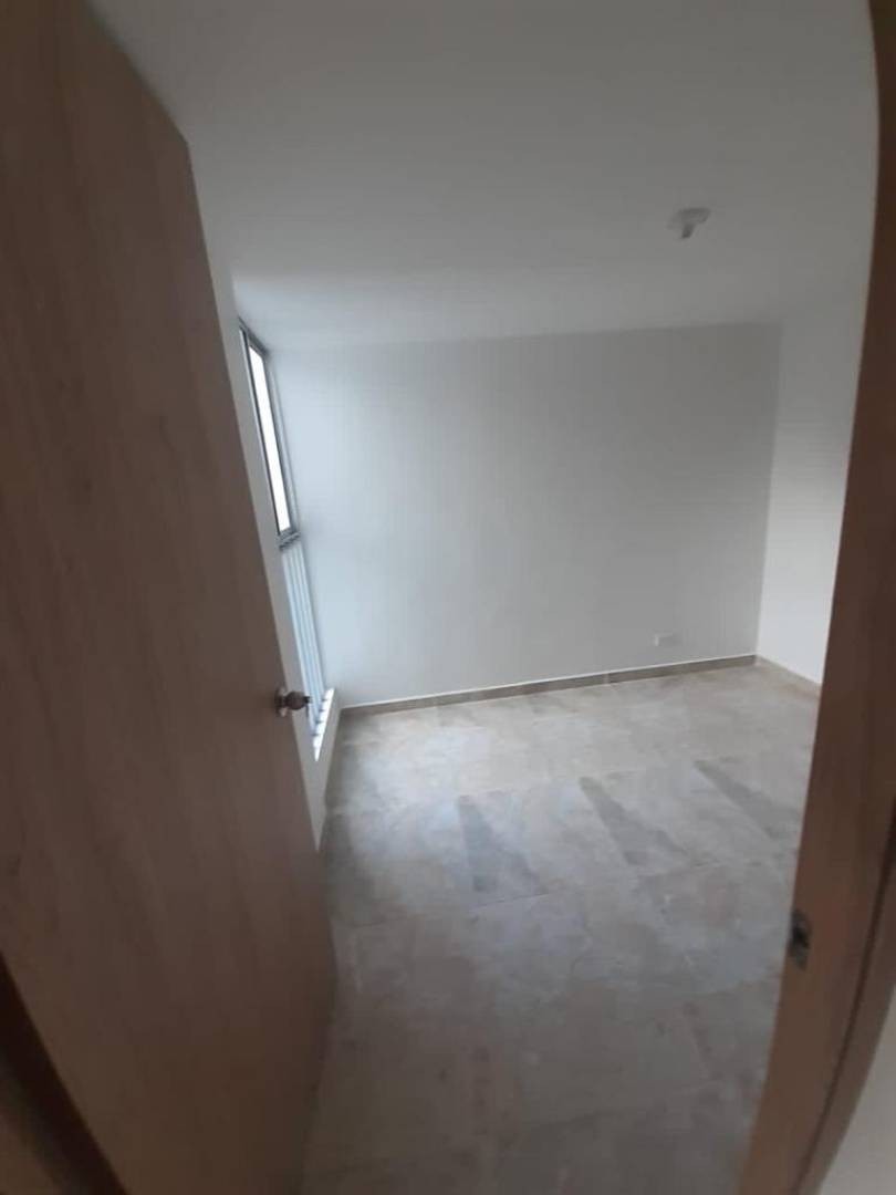 Apartamento en Medellín · San Antonio de Prado — foto 11