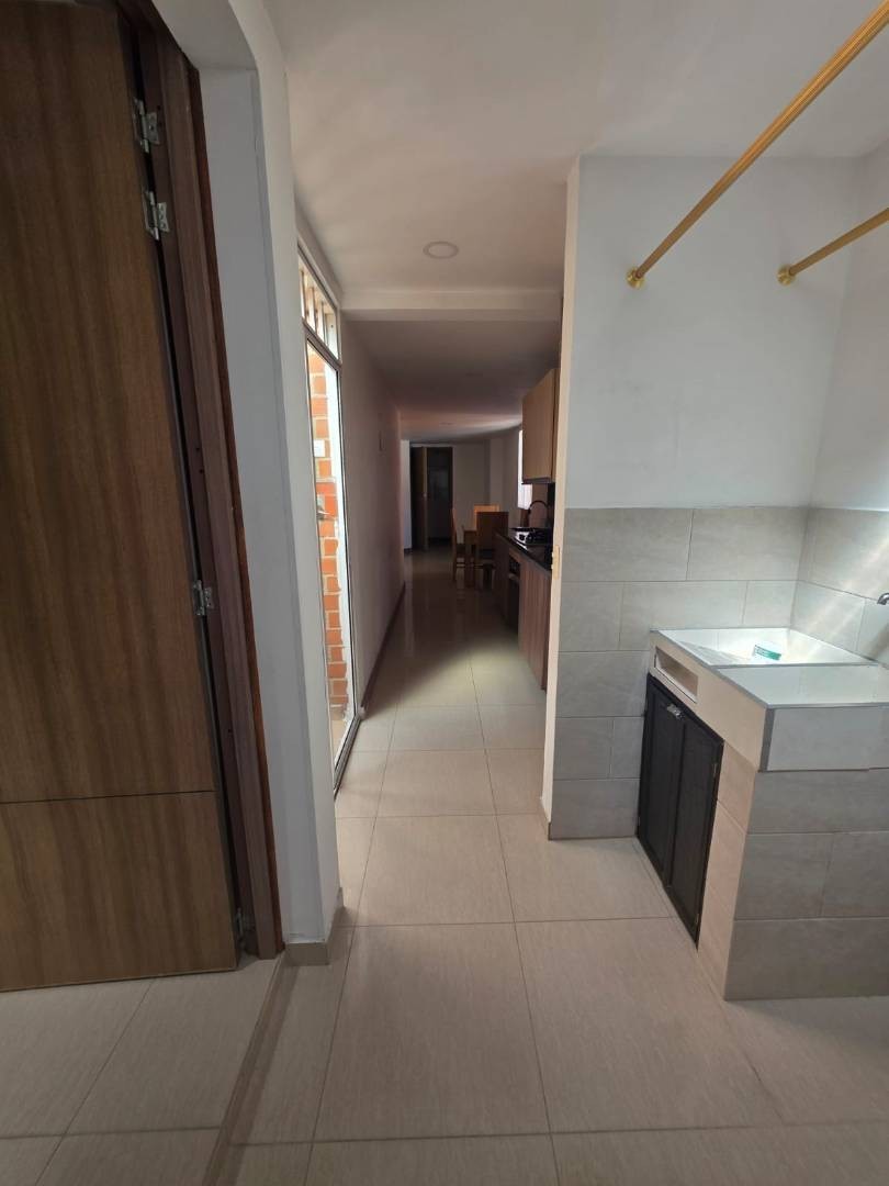 Apartamento en Medellín · Barrio Cristóbal · La América — foto 18