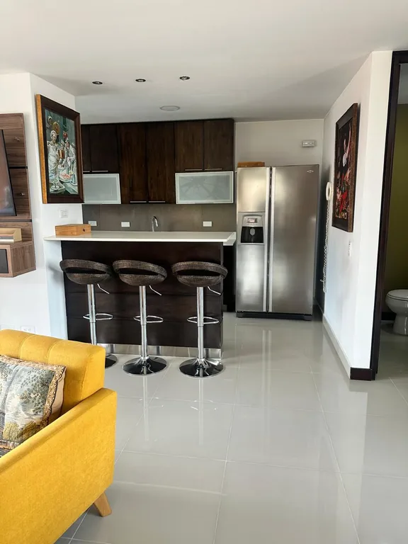 Apartamento en Medellín · El Poblado — foto 3