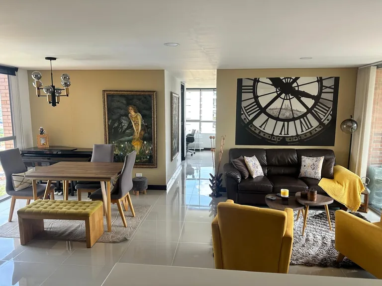 Apartamento en Medellín · El Poblado — foto 5