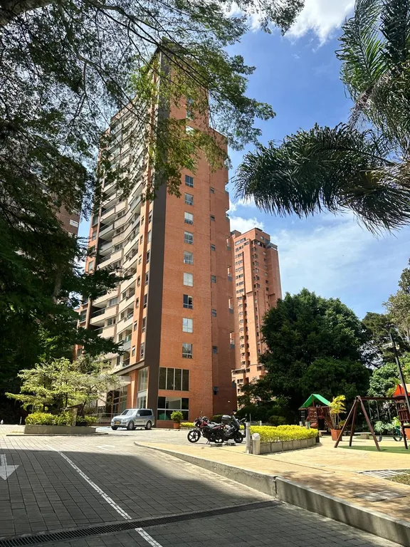 Apartamento en Medellín · El Poblado — foto 27