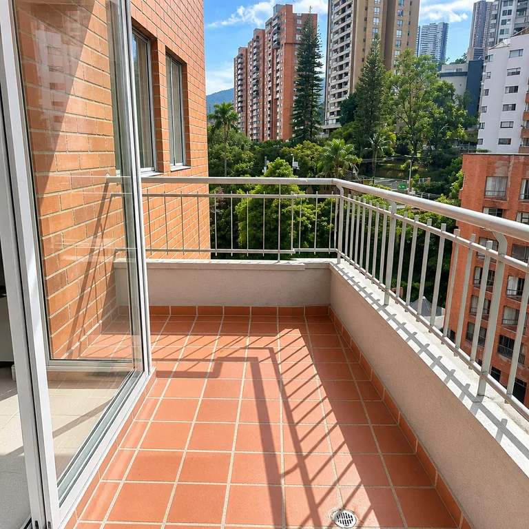 Apartamento en Medellín · Castropol · El Poblado — foto 12
