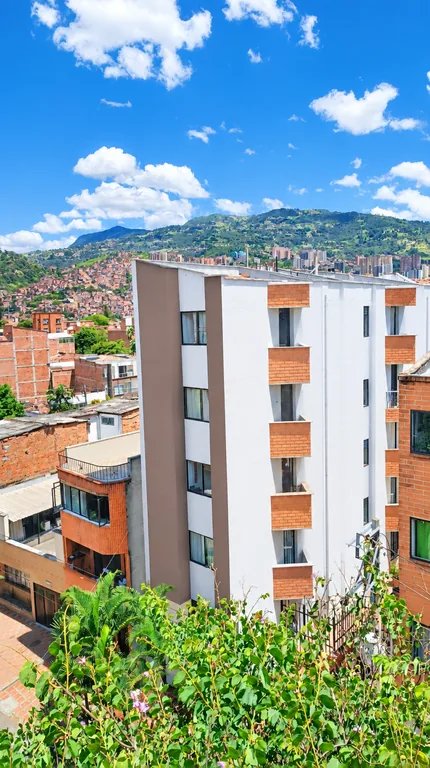 Apartamento en Medellín · La América — foto 13